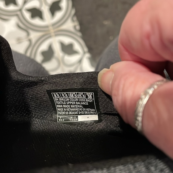 Women’s Skechers GOWALK GOGA Max shoes size 8.5 almost new - Picture 4 of 5